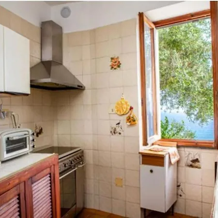 5 Min Dalla Terrazza Vista Mare דירה *